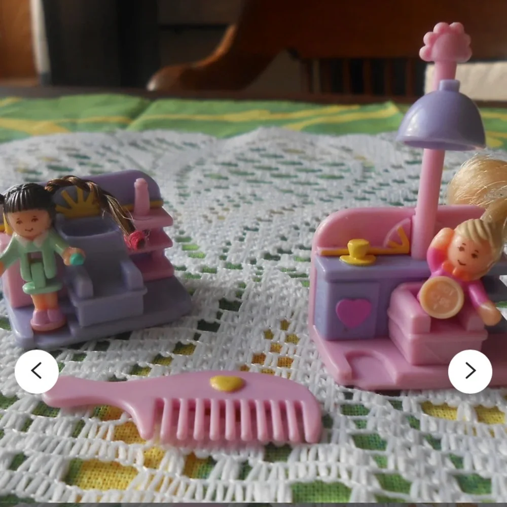 Vintage factory sealed Polly Pocket happening hair collection comb n’ curl salon
